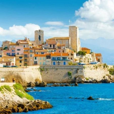 Charmant Studio Renove A Antibes, Plage A 10 Min A Pied Exterior photo