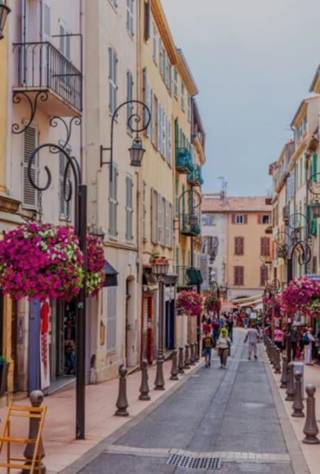 Charmant Studio Renove A Antibes, Plage A 10 Min A Pied Exterior photo